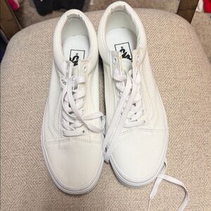 Vans Women's White Canvas Low-Top Sneakers